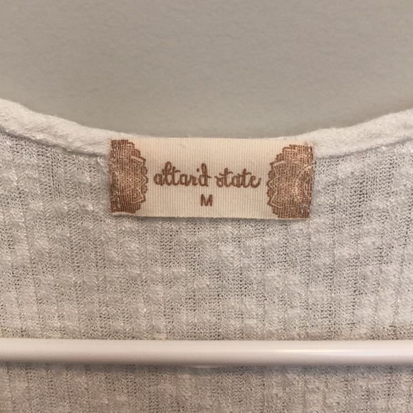 Altar’d State Medium Sleeveless Top - Picture 3 of 3